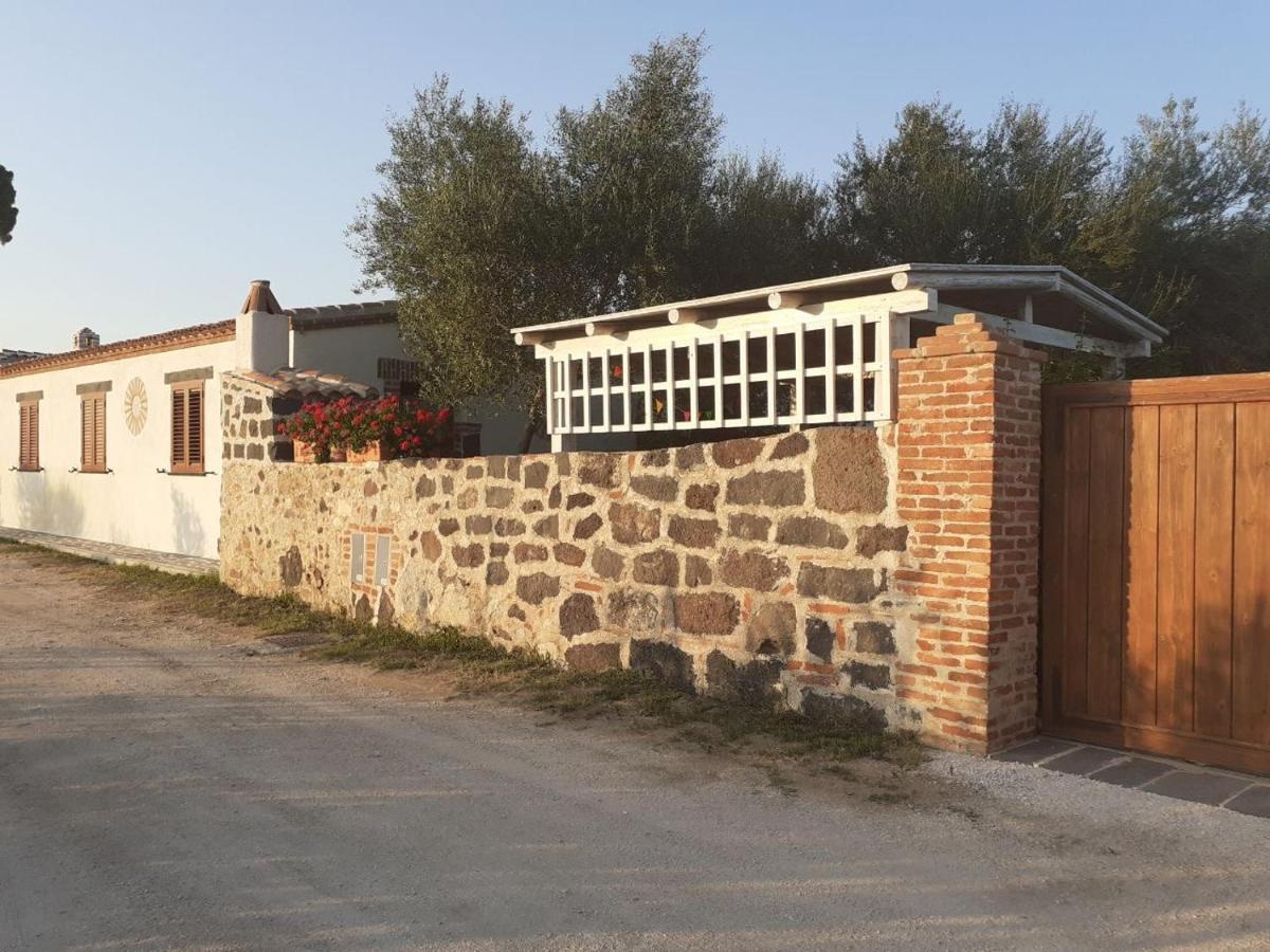 Casa Vacanze Sisuledda Орозеи Экстерьер фото
