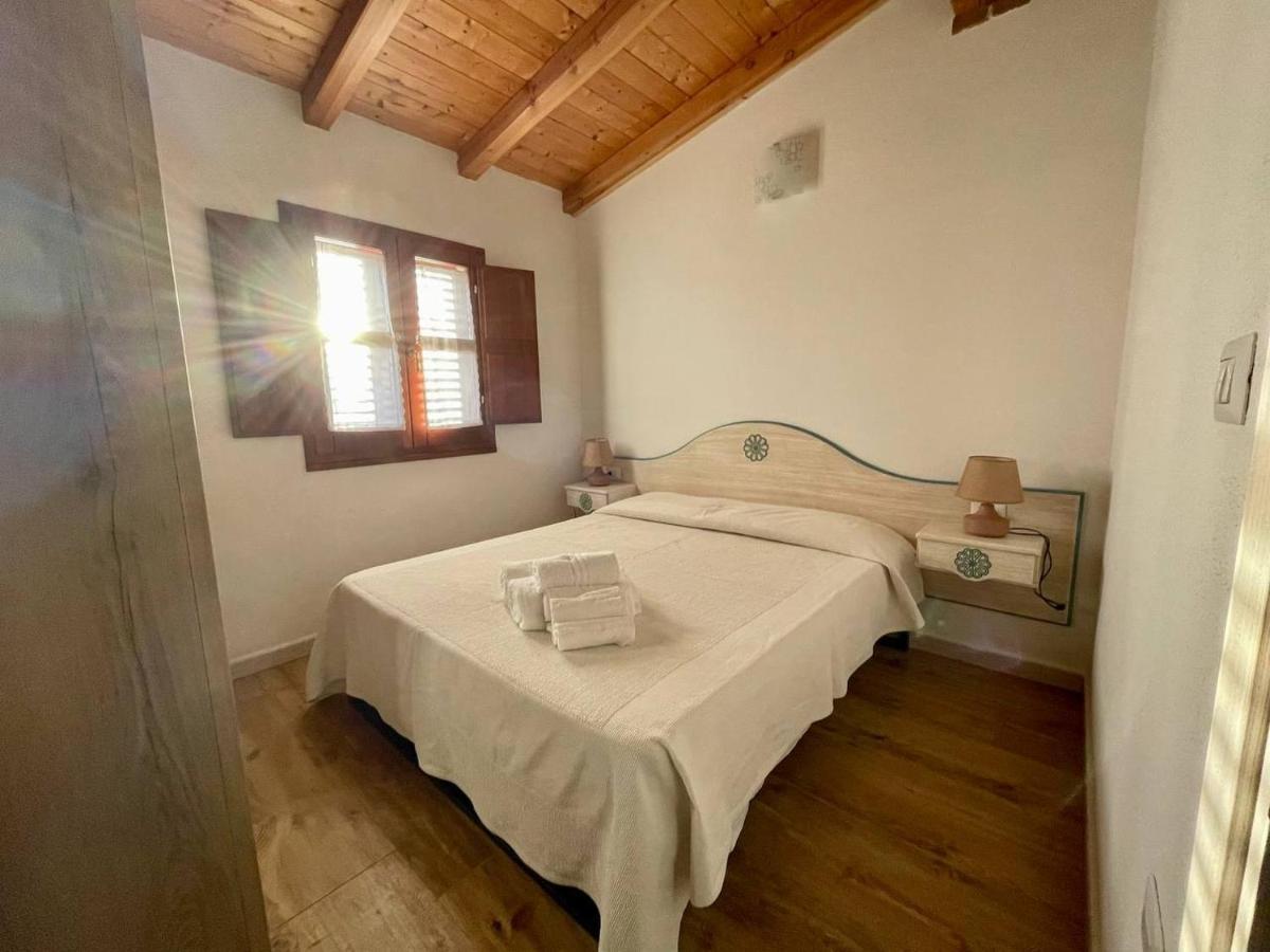 Casa Vacanze Sisuledda Орозеи Экстерьер фото