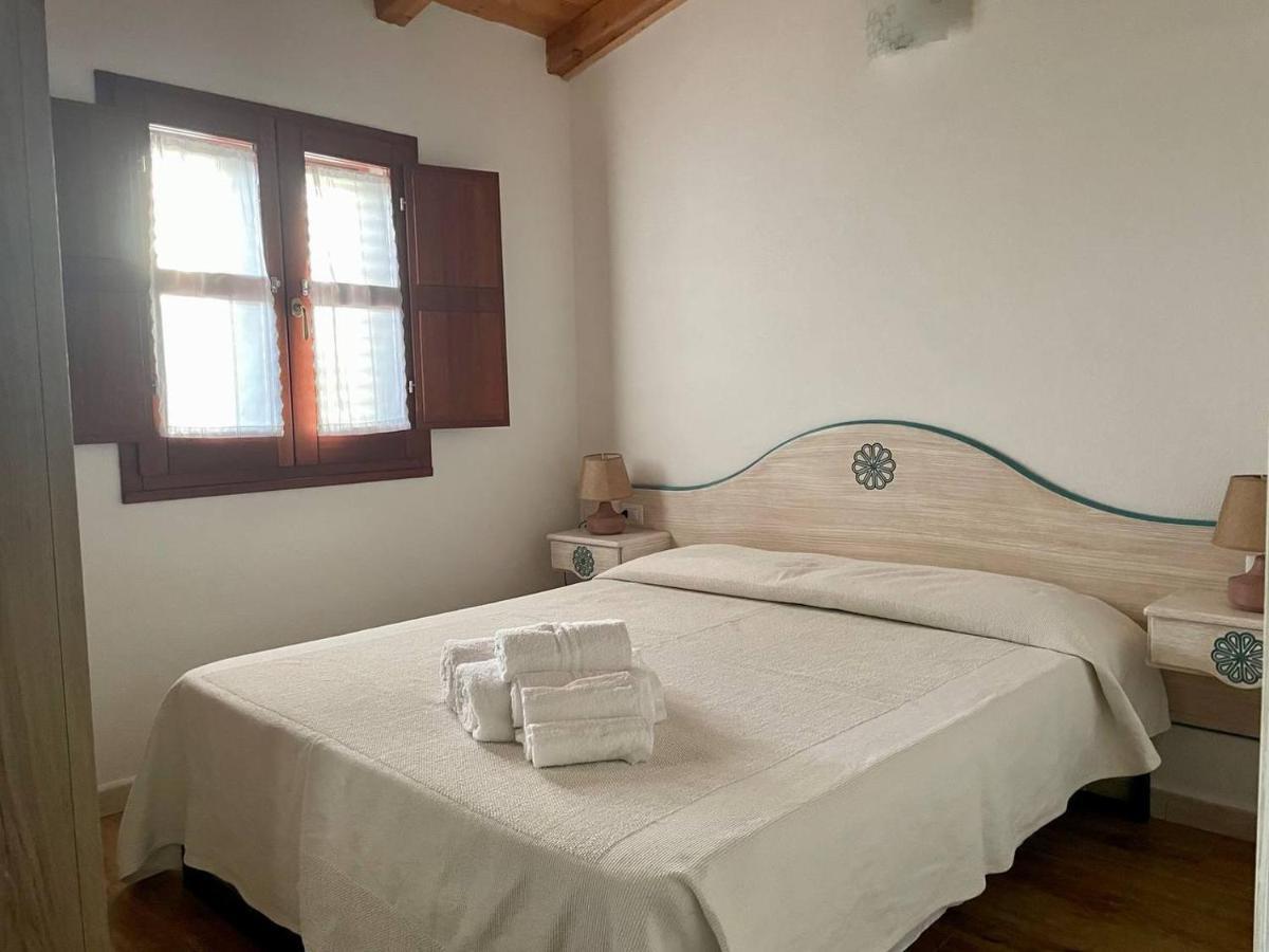 Casa Vacanze Sisuledda Орозеи Экстерьер фото